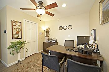Ceiling fan
